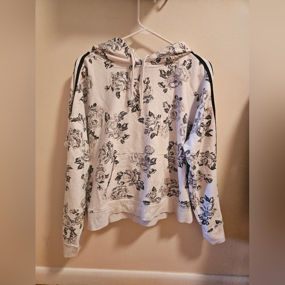 Calvin Klein sweatshirt